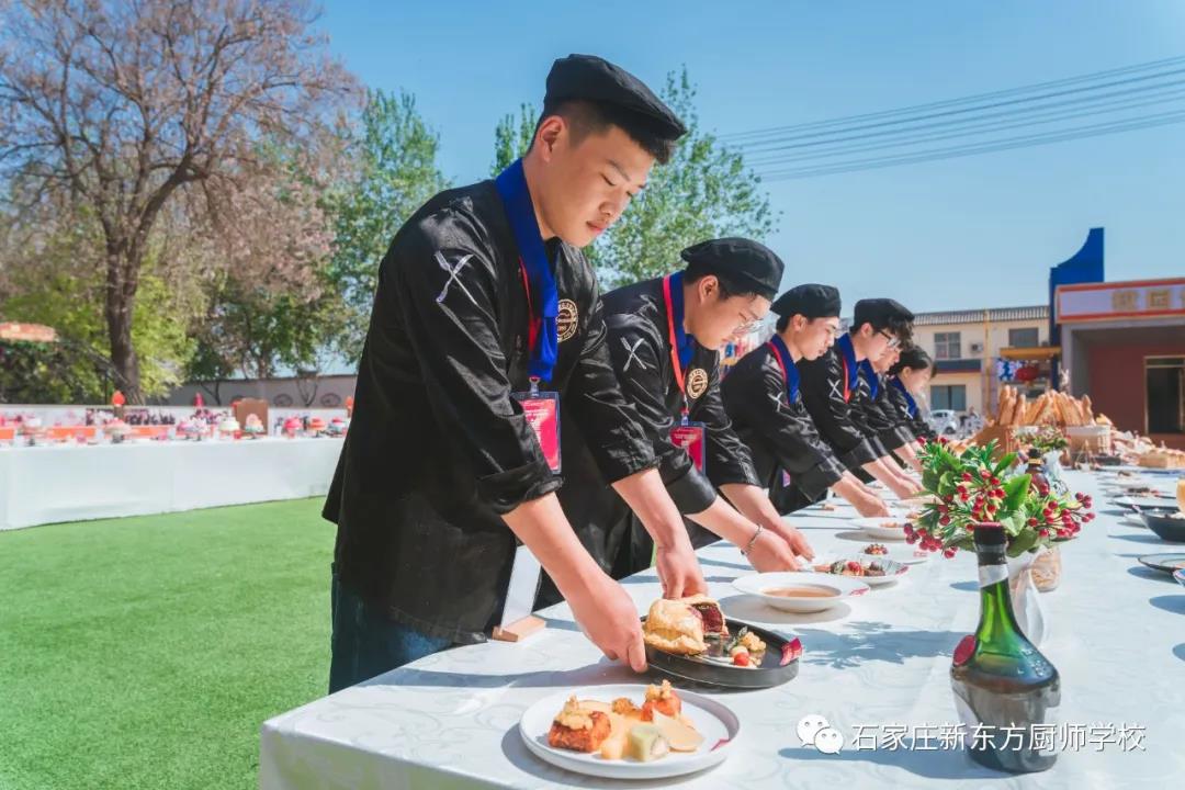 選學(xué)校，真材實(shí)料才是硬道理！